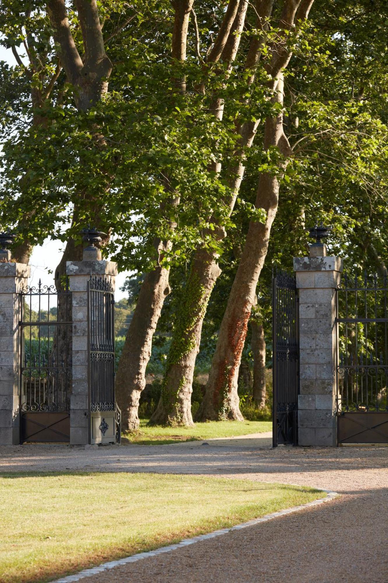 Отель Domaine Le Mezo Ploeren Экстерьер фото